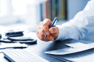 How Do Contributory Negligence Laws Affect How I Calculate Damages